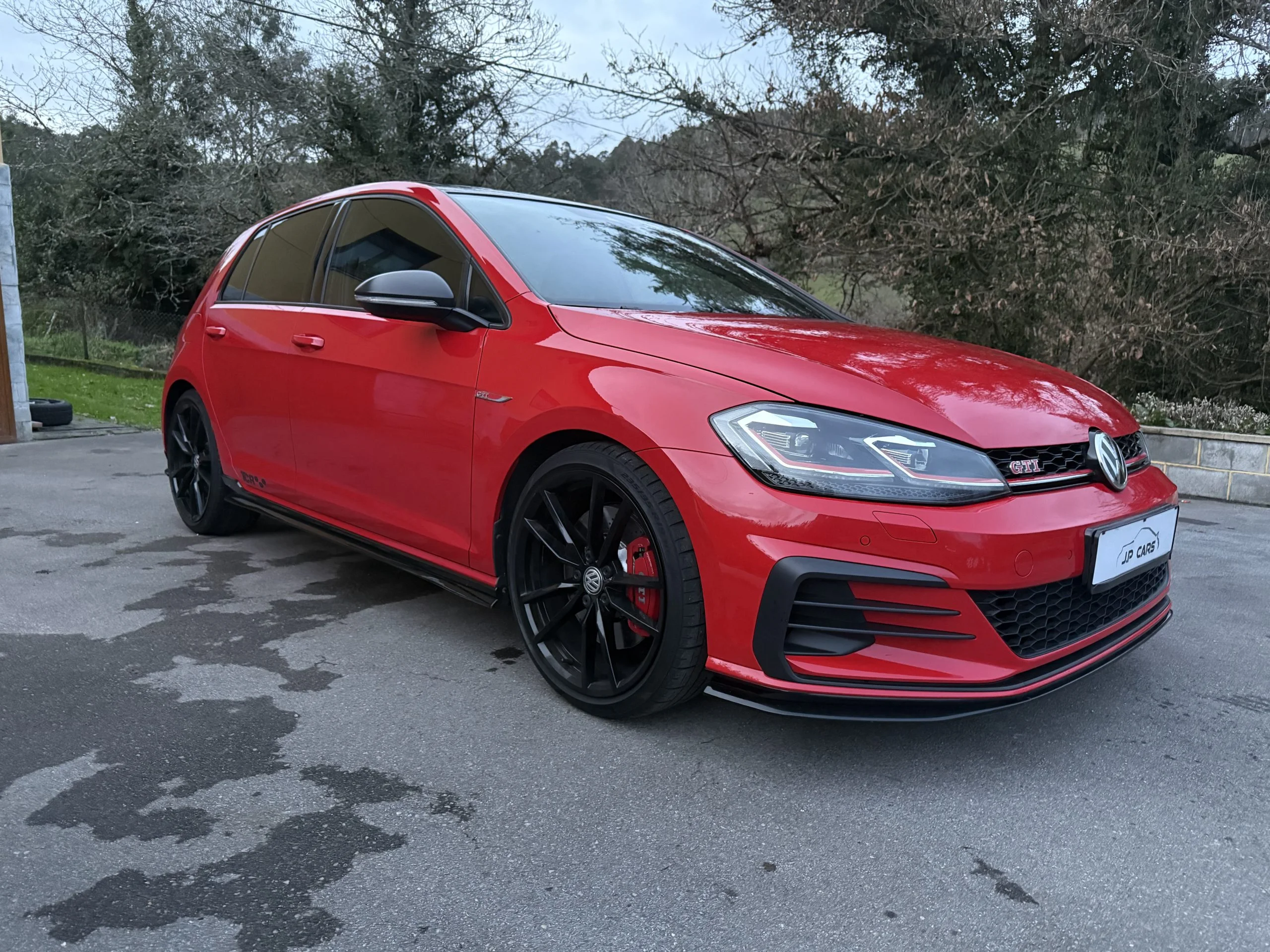 VW Golf TCR
