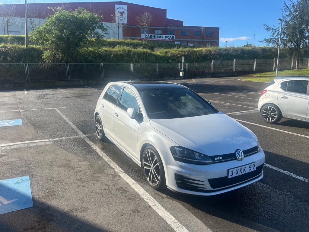 VW Golf VII GTD