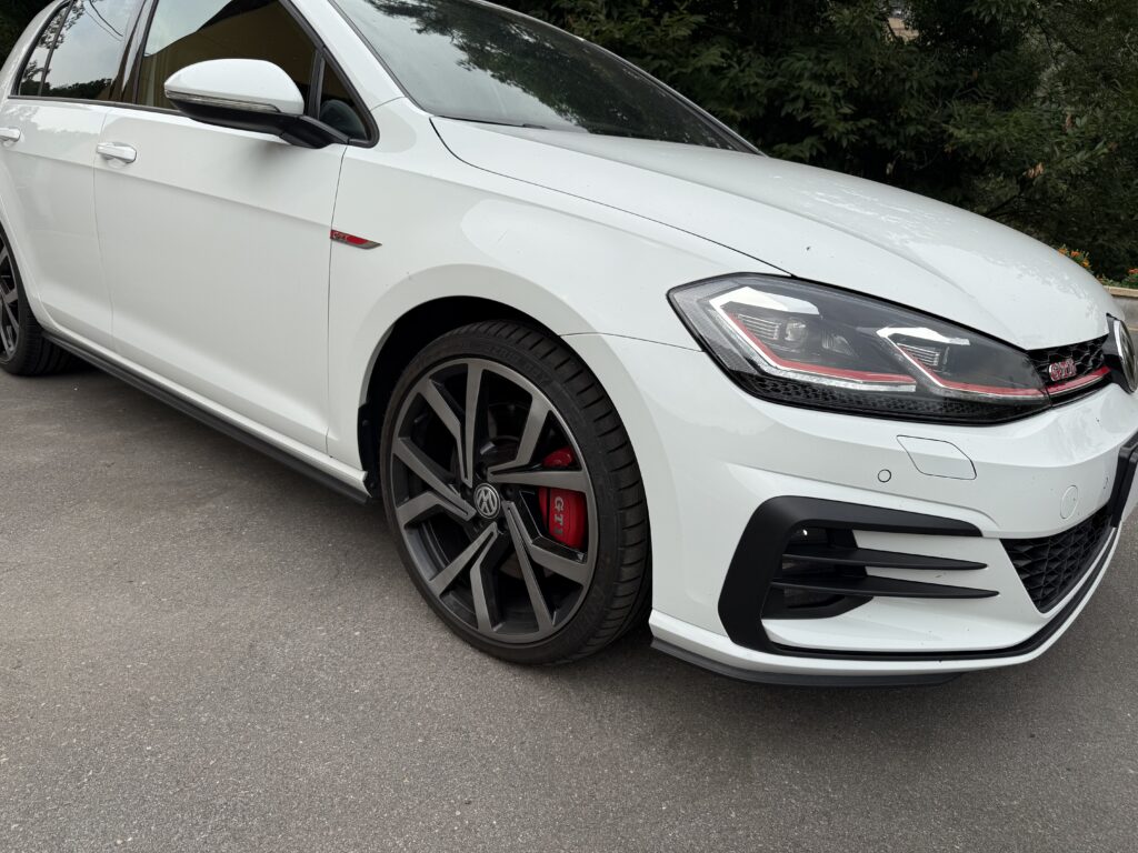 VW Golf GTI 7.5 Performance