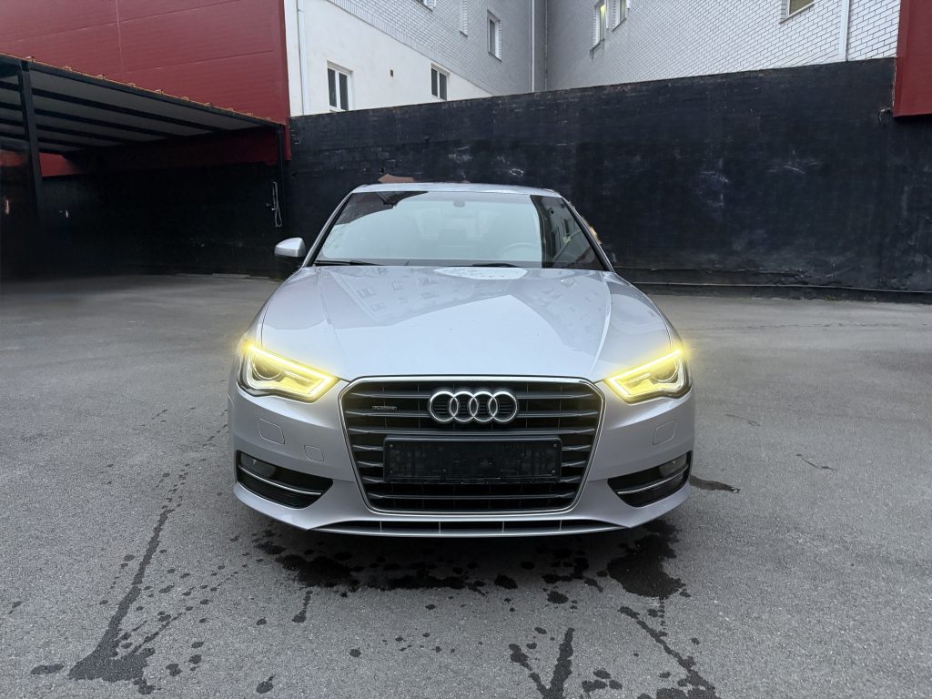 Audi A3 quattro Sline