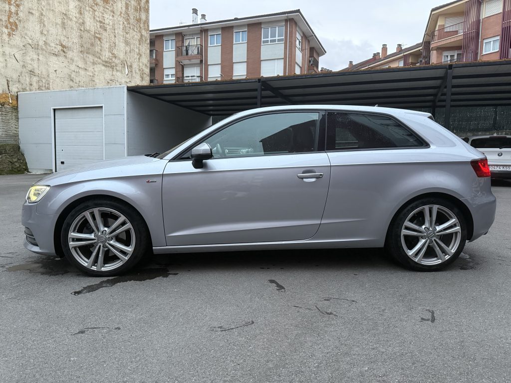 Audi A3 quattro Sline